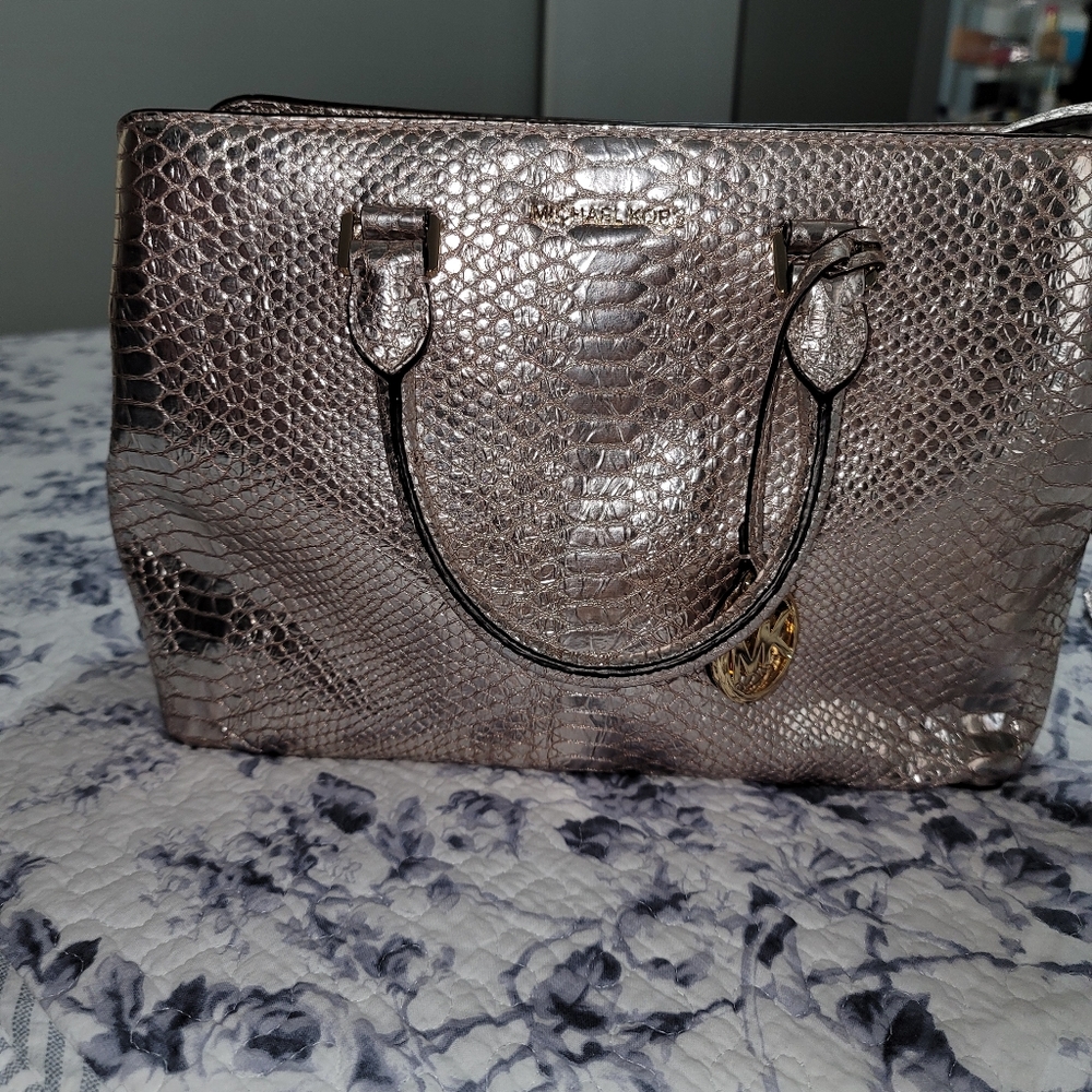 Michael kors bag